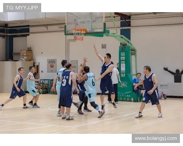 成都篮球队的崛起与力量探讨聚焦城市篮球文化的传承与发展