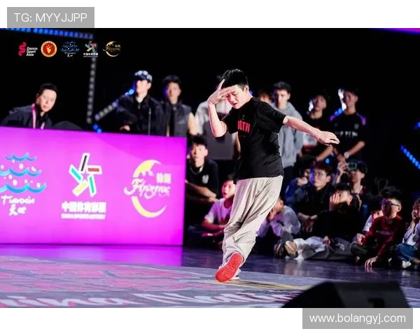 武汉街舞队与南京街舞队赛后心理素质对比分析及启示