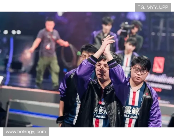 聚焦DOTA2：深入探讨V5战队的技术策略与战术创新