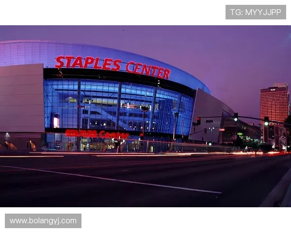 快船新球馆设计亮相2025年正式告别斯台普斯中心