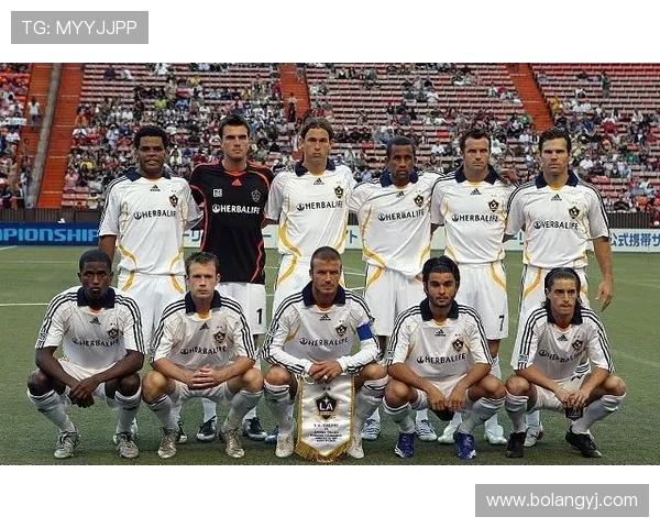 德岛漩涡与松本雅的精彩对决揭示了日本职业摔跤的魅力与竞争激烈性