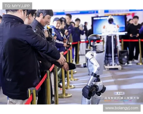 李泓澎：在科技与艺术交汇处探索创新的无限可能性与未来发展方向