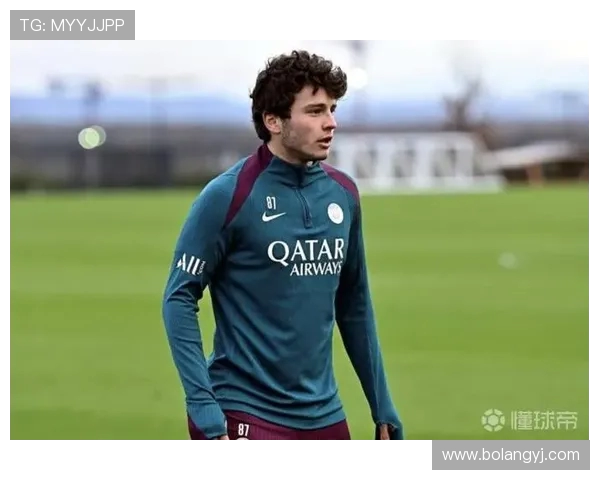 若昂内维斯的足球之路与未来发展展望分析