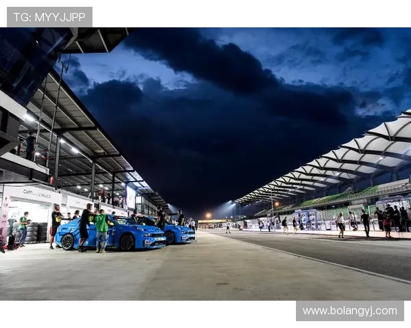 深圳足球队耐力变革引发热议全新战略助力球队重回巅峰之路 深圳足球队耐力变革引发热议全新战略助力球队重回巅峰之路