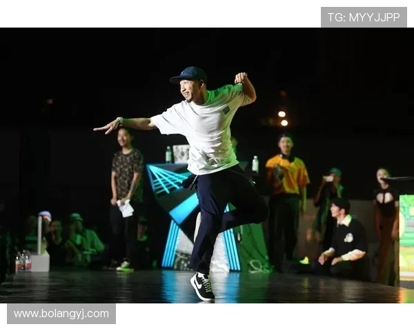 南京街舞队的比赛经验揭秘：从舞台到街头的热血故事与成长之路