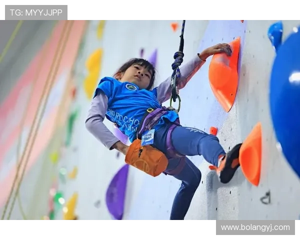 成都攀岩队意识形态争议引发热议攀岩运动的未来发展方向探讨